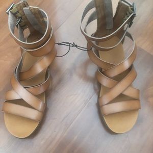 Women’s sandals